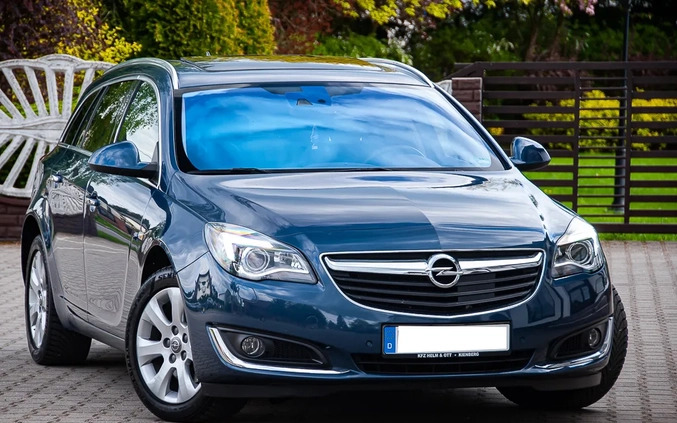 Opel Insignia cena 43900 przebieg: 148000, rok produkcji 2015 z Łowicz małe 562